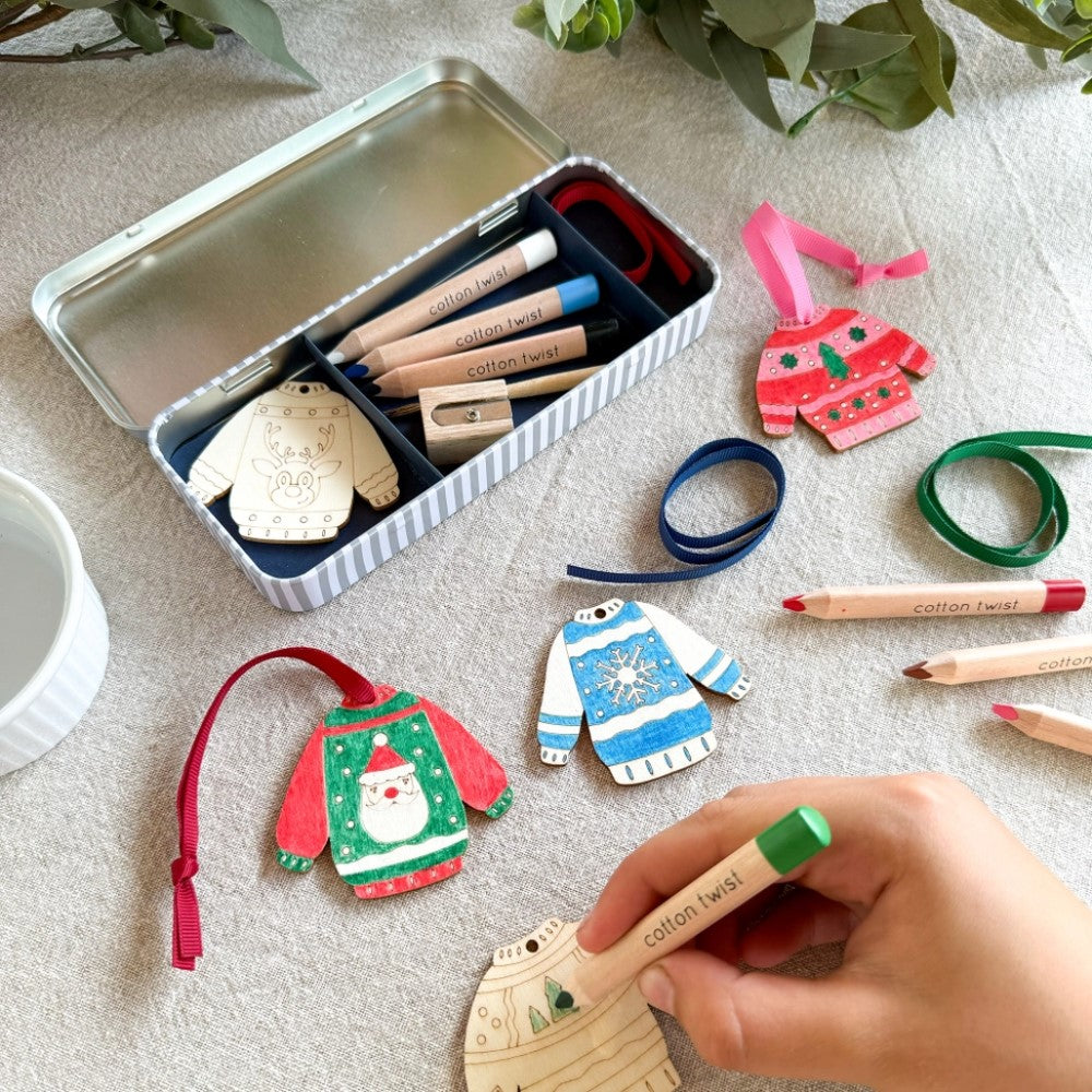 Cotton Twist Christmas Jumper Colouring Decoration Kit