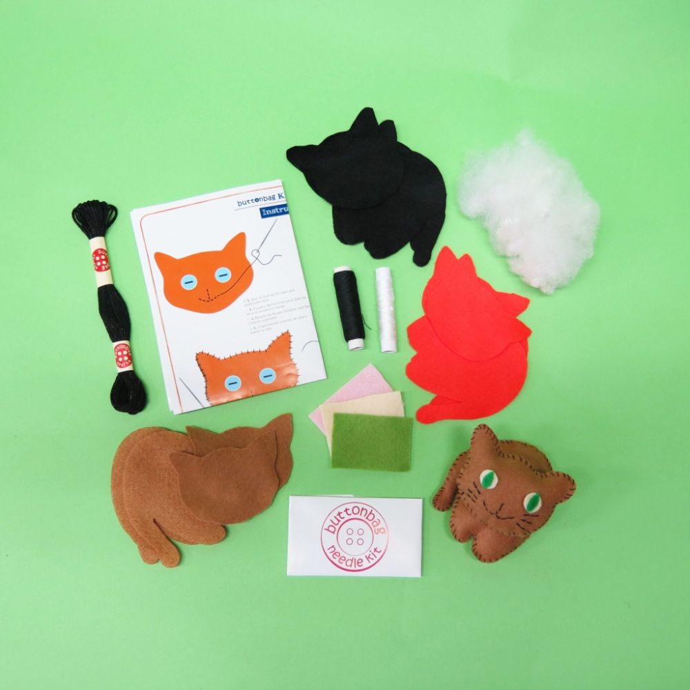 Buttonbag Kitten Crew Sewing Kit
