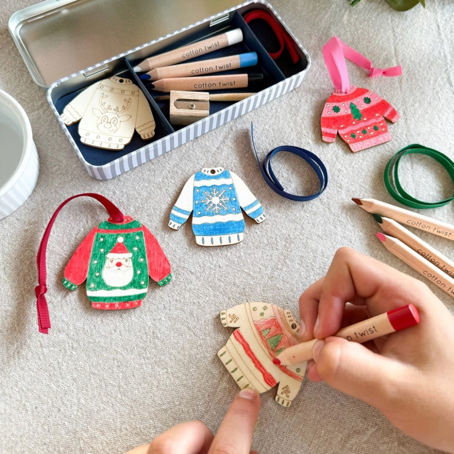 Cotton Twist Christmas Jumper Colouring Decoration Kit