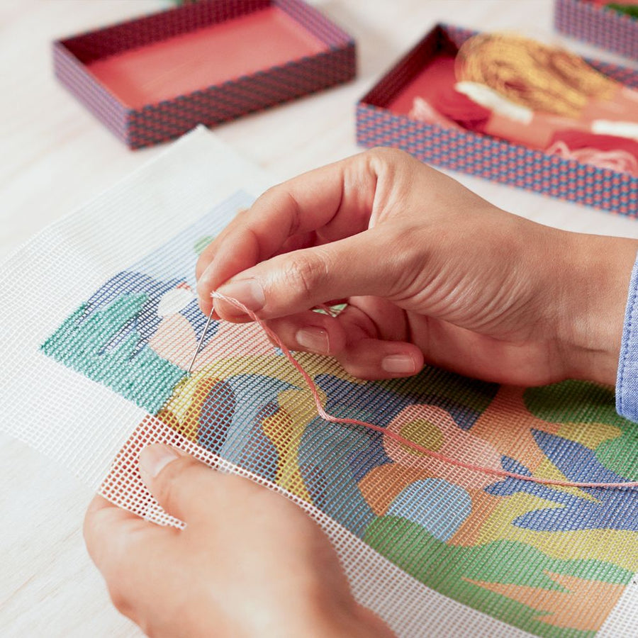 Djeco Atelier Grands Augustins - Workshop 65 Canvas Needlepoint GA10065