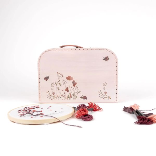 Egmont Ladybug Embroidery Kit In A Case - 630594