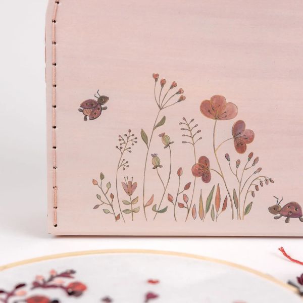 Egmont Ladybug Embroidery Kit In A Case - 630594