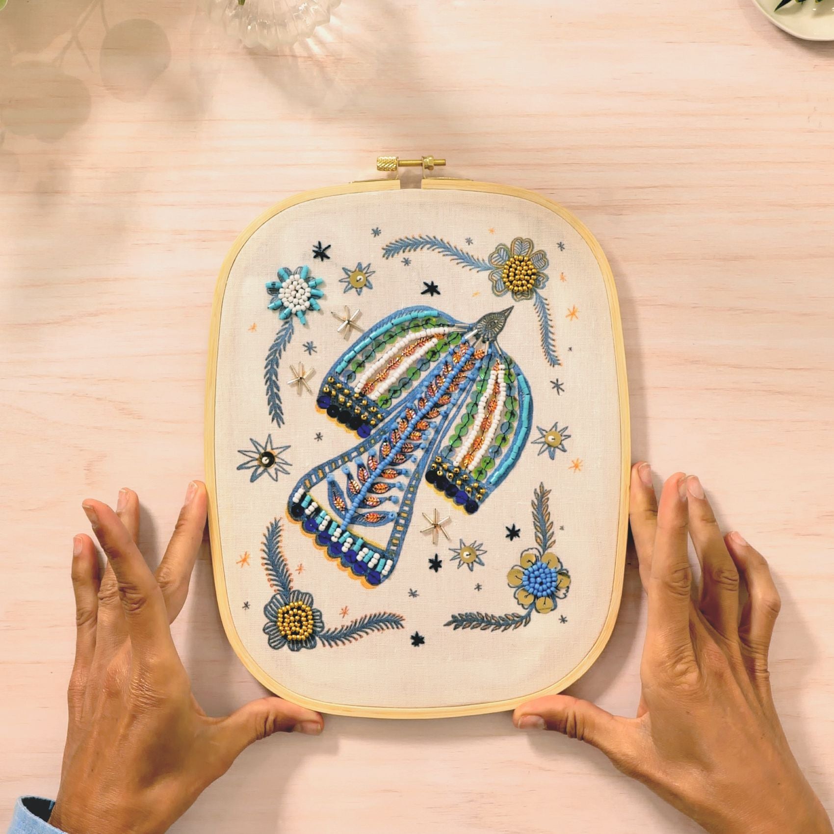 Djeco Atelier Grands Augustins - Workshop 59 Beading - Crafts4Kids