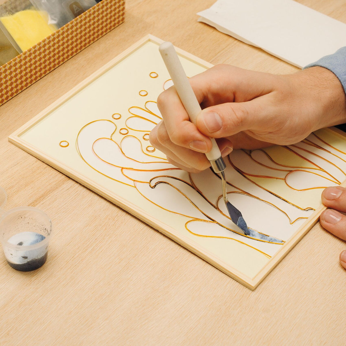 Djeco Atelier Grands Augustins - Workshop 97, Cloisonné sand painting GA10097