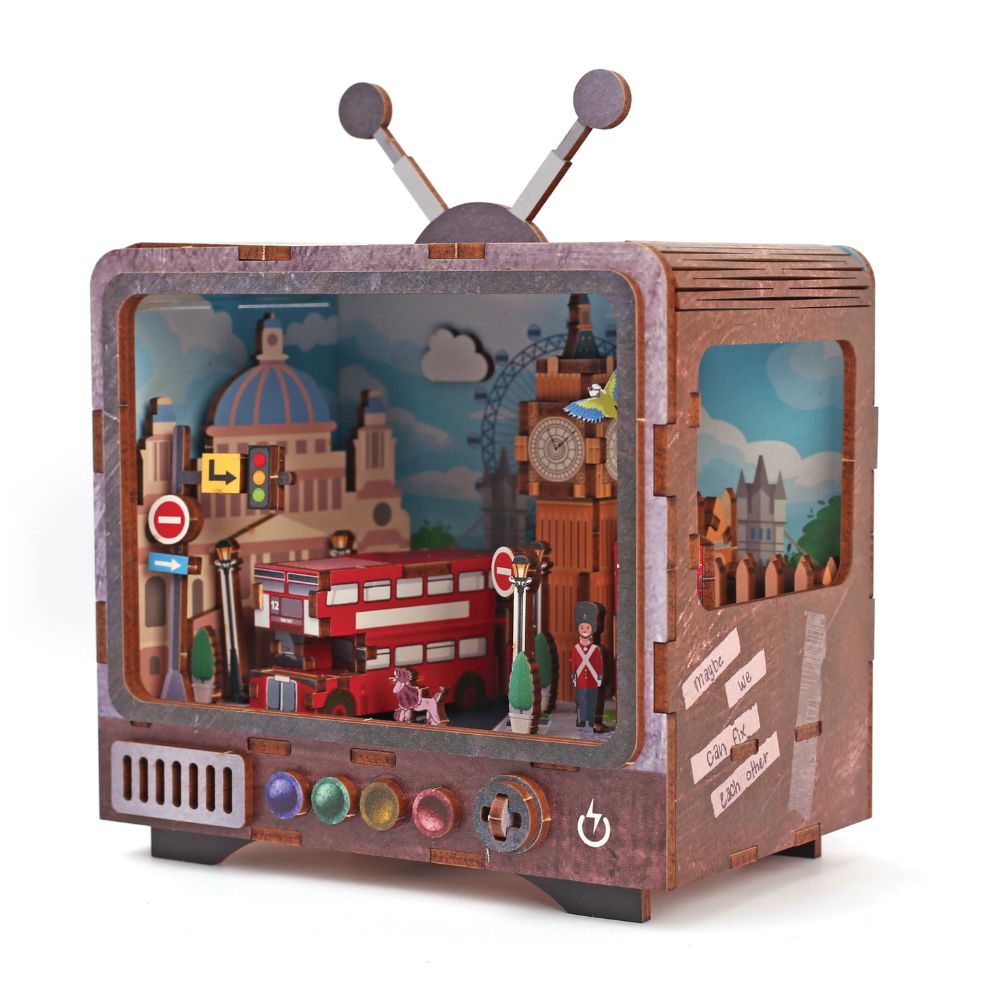 3D Wooden Model TV - Welcome to London