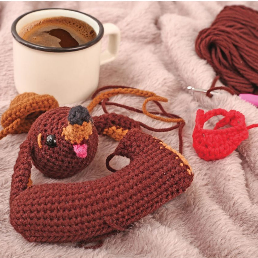 Amigurumi Crochet Mini Kit - Dachshund