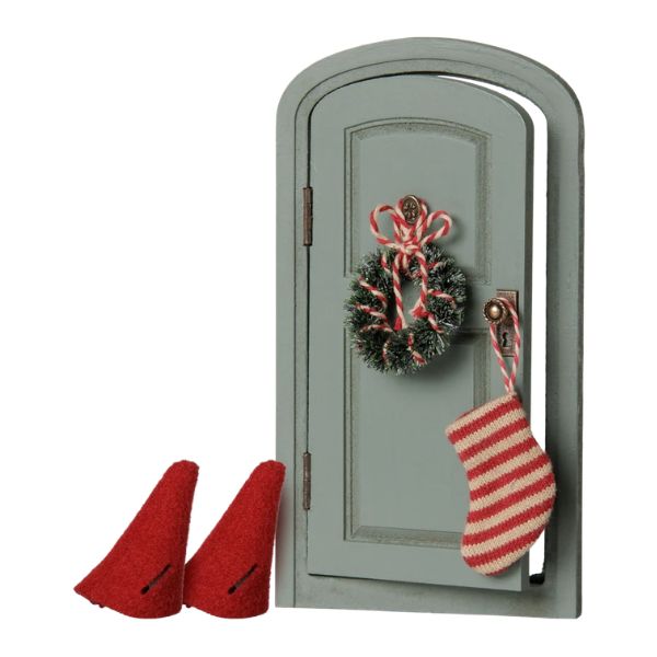 Maileg Christmas Door Set Mouse with red hats, wreath and stocking