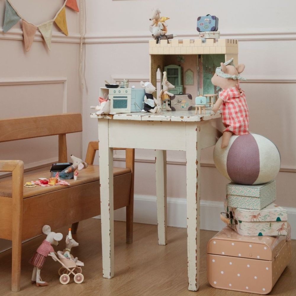 Maileg Castle Hall - Beautiful home for all Maileg Mice