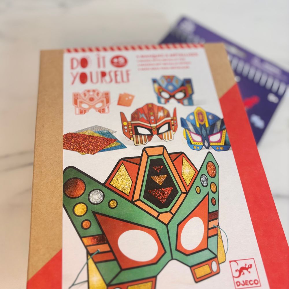 Robots & Space Subscription Box - example of gifts included