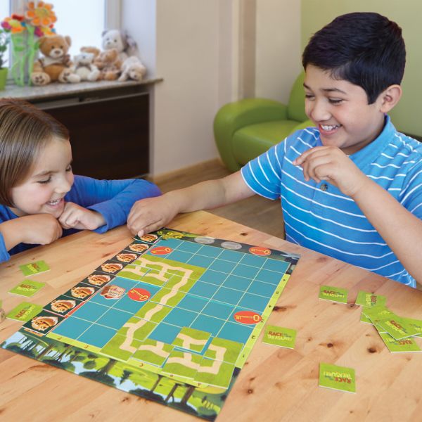 Peaceable Kingdom - Race to the Treasure Cooperative Game