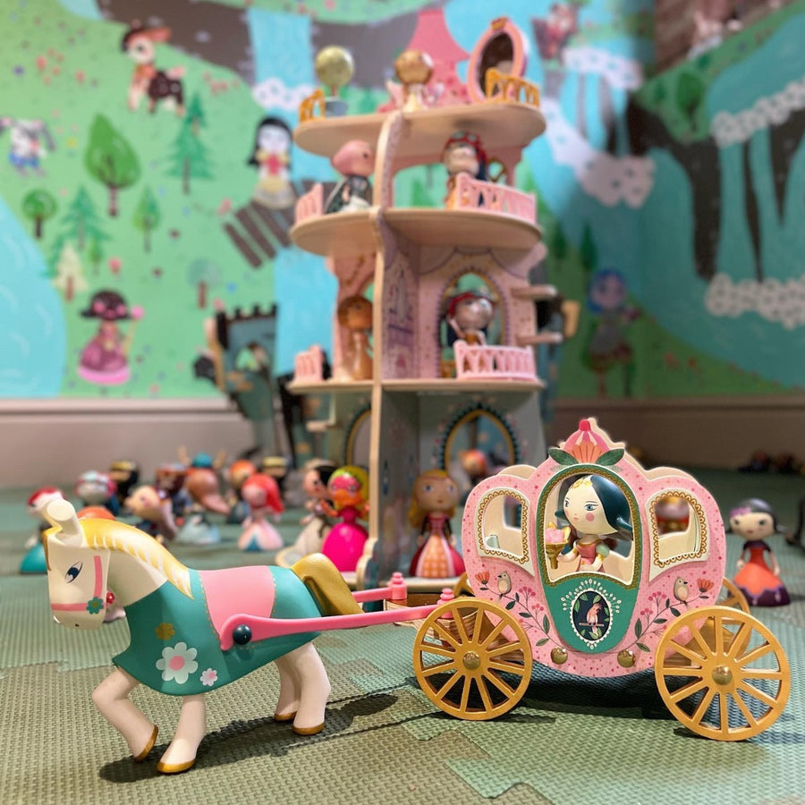 Djeco Arty Toys Princesses - Mila & Ze Carrosse