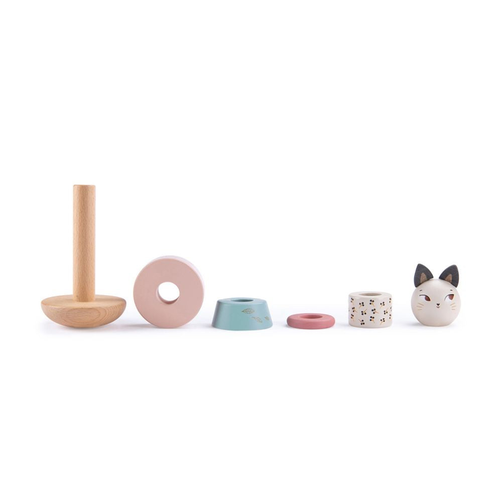 Wooden stacking cat
